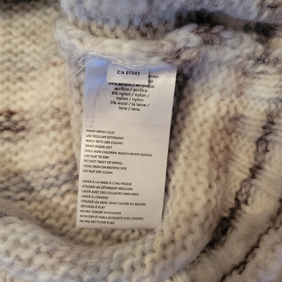 HALSTON Sweater NWT size XL - Picture 8 of 8